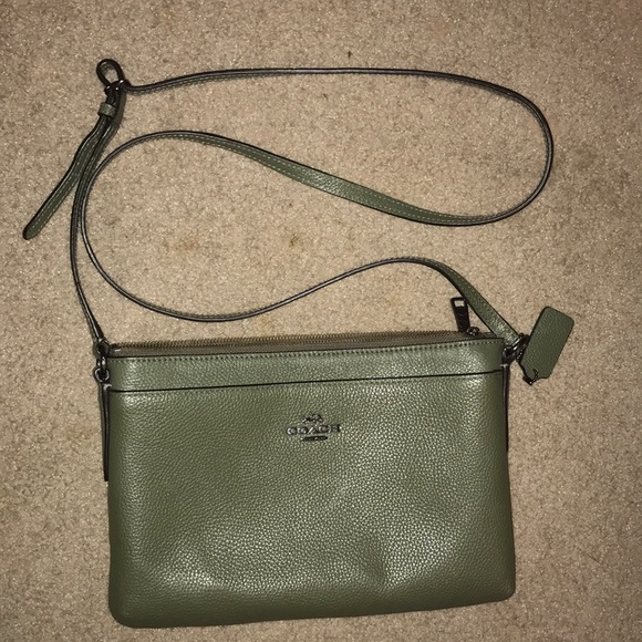 Coach Handbags - Worn maybe twice but just not a purse girl:)